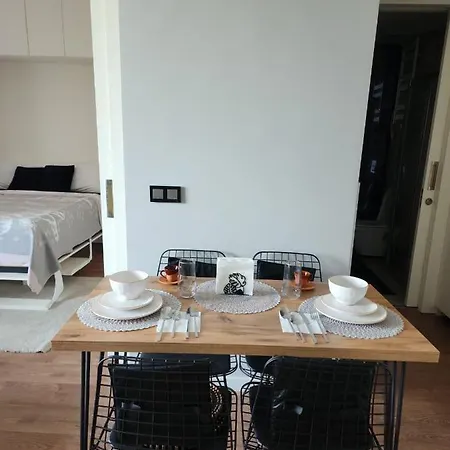 Toya Next 3 Apartment *